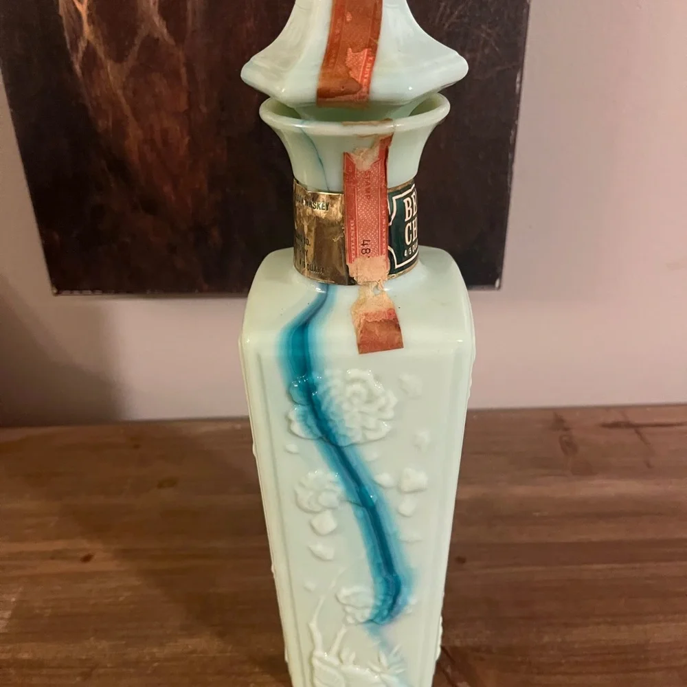 Beam's Choice‎ Vintage Vase in Soft Green